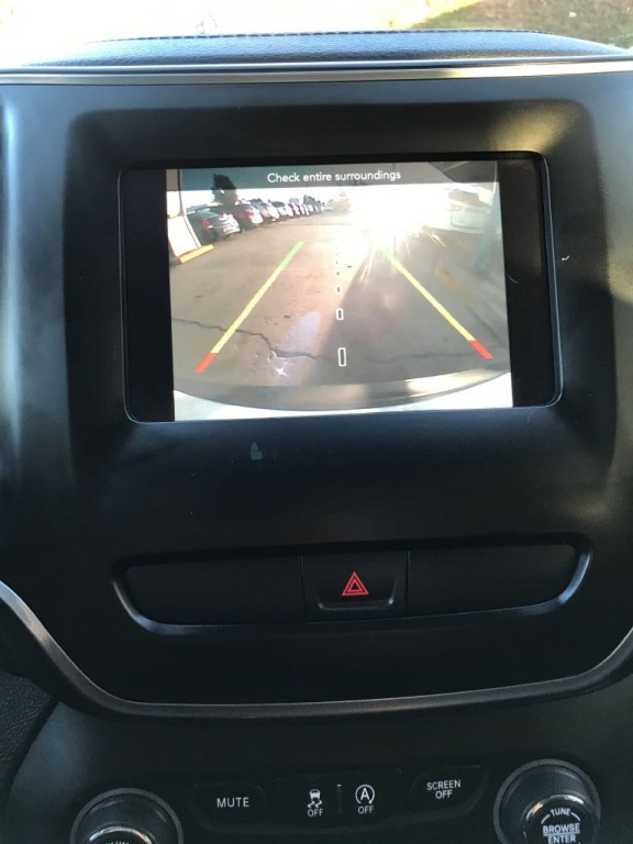 2019 Jeep Cherokee Image 19