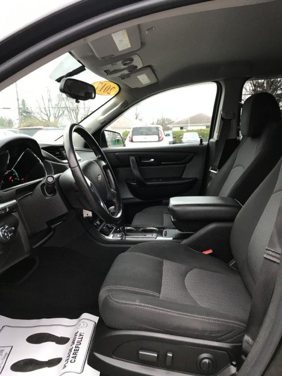 2017 Chevrolet Traverse Image 13