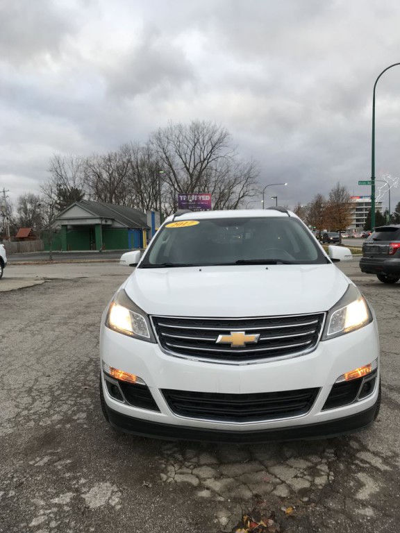 2017 Chevrolet Traverse Image 8