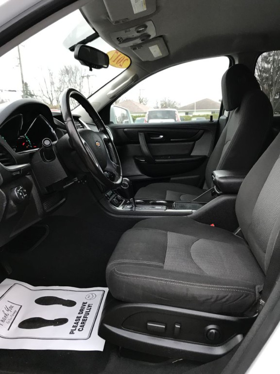 2017 Chevrolet Traverse Image 13