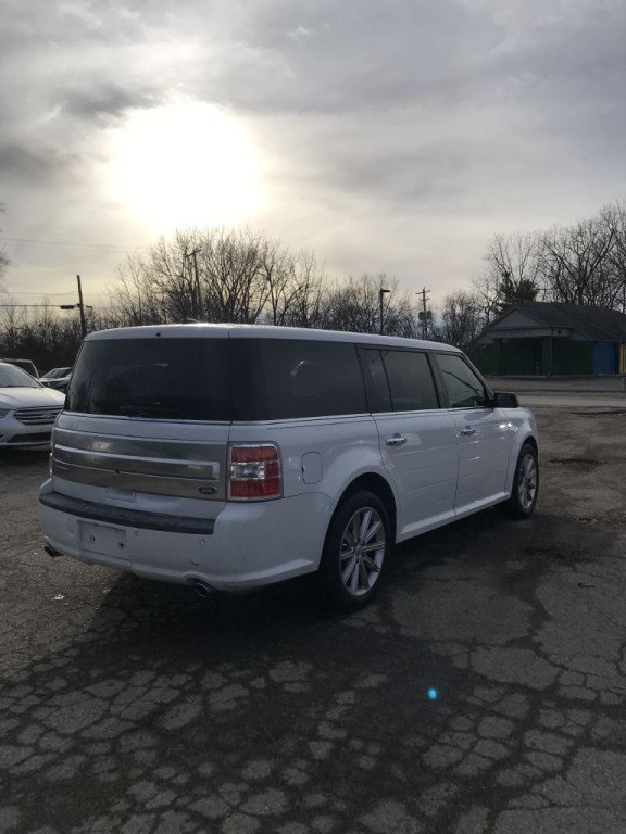 2017 Ford Flex Image 3