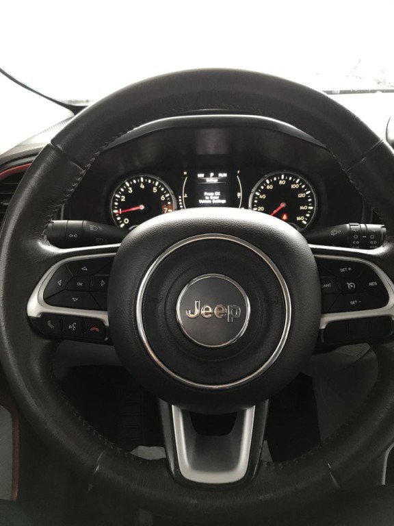 2015 Jeep Renegade Image 21