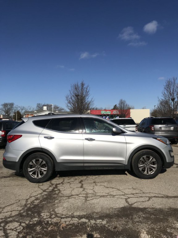 2015 Hyundai Santa Fe Sport Image 2