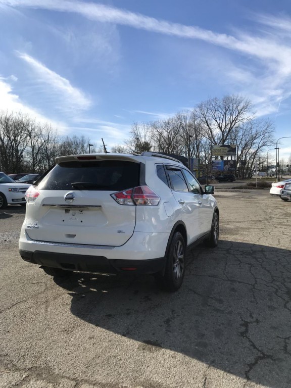 2015 Nissan Rogue Image 2