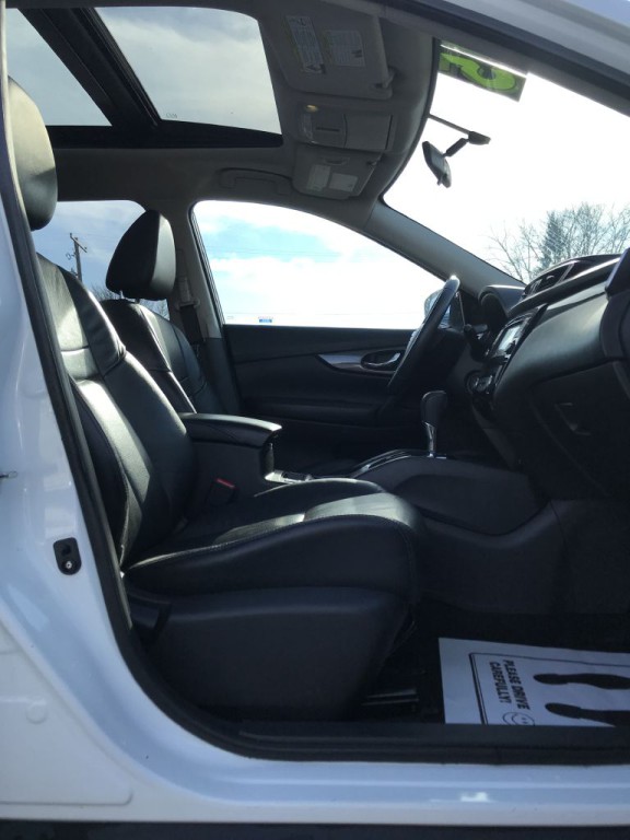 2015 Nissan Rogue Image 7