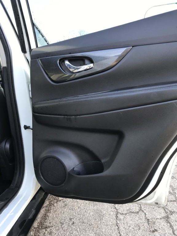 2015 Nissan Rogue Image 10