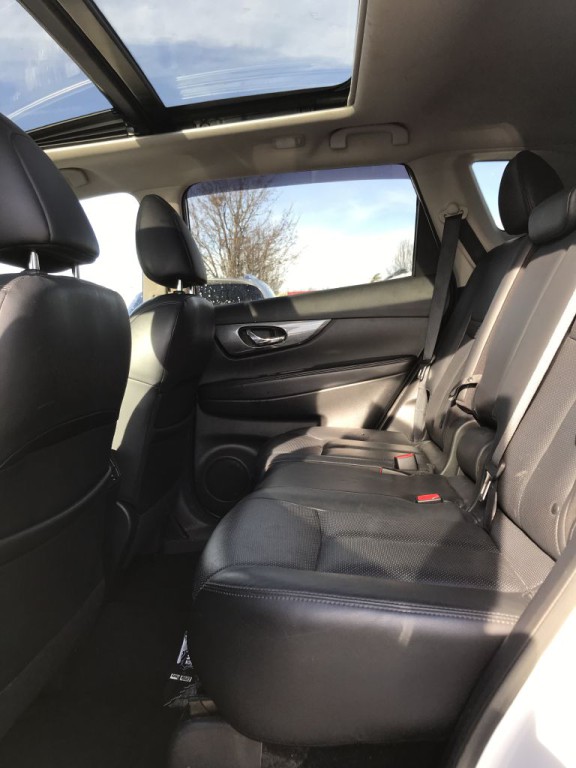 2015 Nissan Rogue Image 12