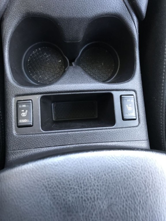 2015 Nissan Rogue Image 18