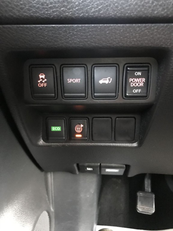 2015 Nissan Rogue Image 19