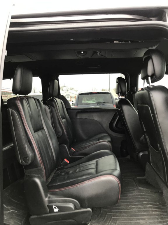 2017 Dodge Grand Caravan Image 10