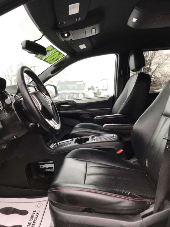 2017 Dodge Grand Caravan Image 18