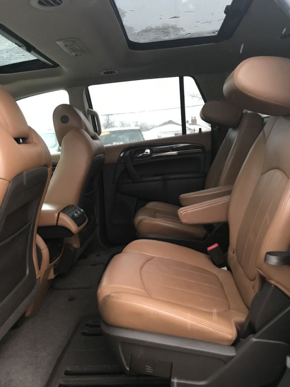 2015 Buick Enclave Image 12