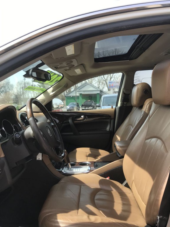 2015 Buick Enclave Image 9