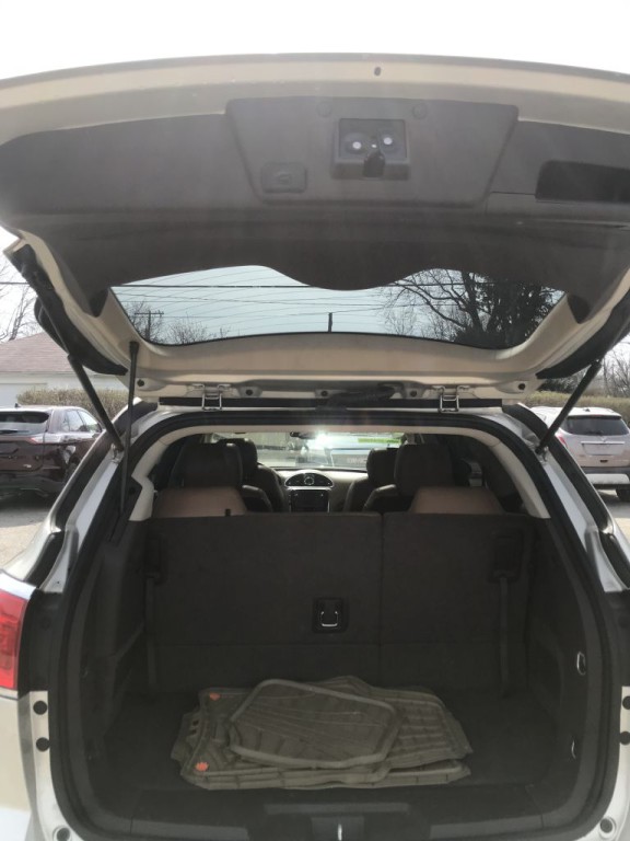 2015 Buick Enclave Image 12