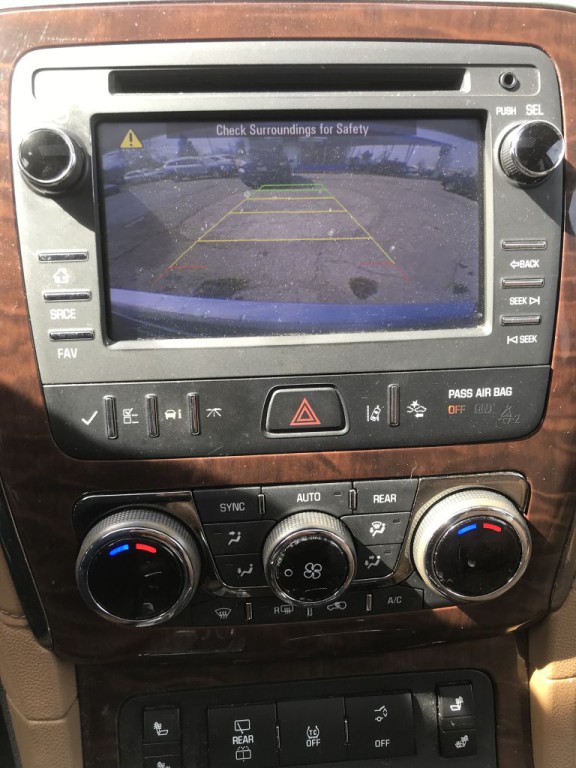 2015 Buick Enclave Image 16