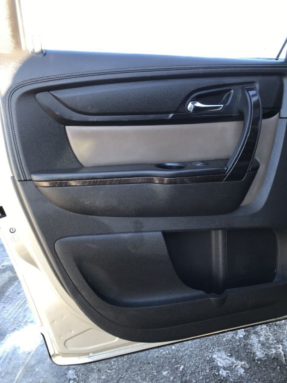 2014 GMC Acadia Image 15