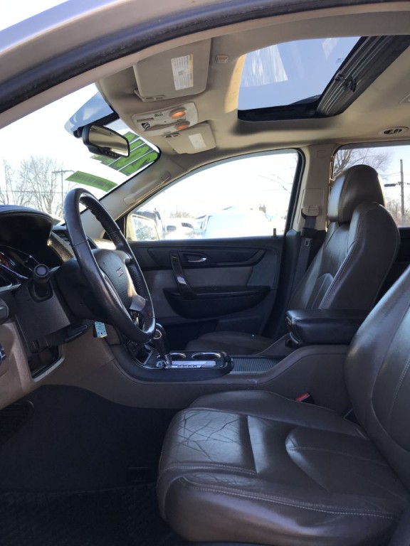 2014 GMC Acadia Image 16