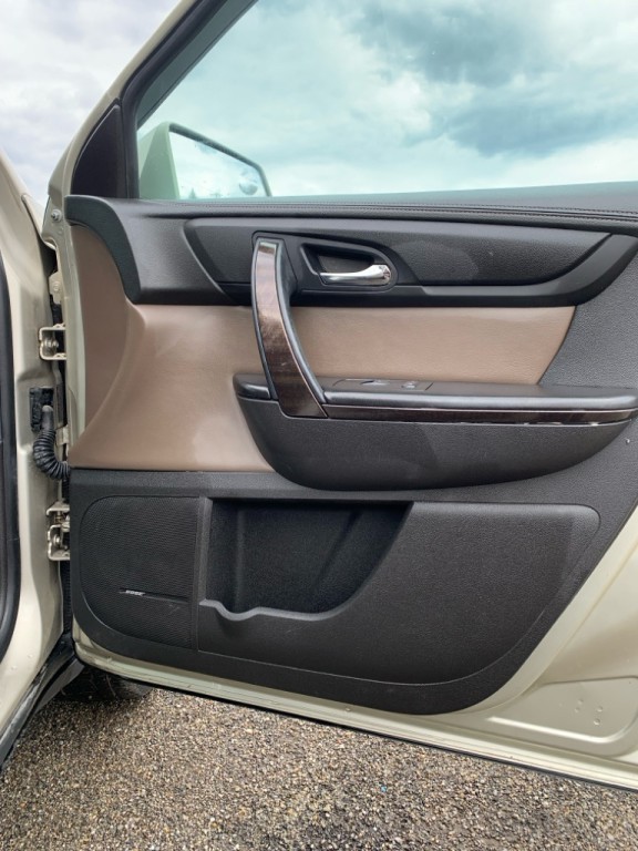 2014 GMC Acadia Image 15