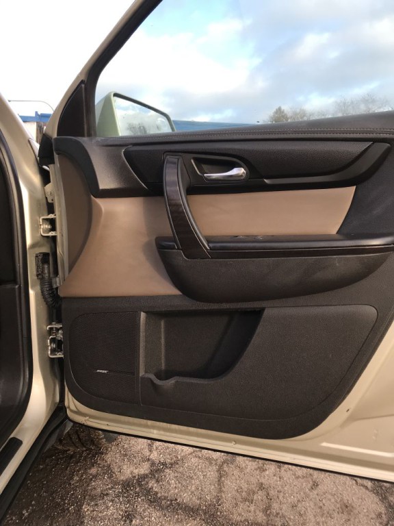 2014 GMC Acadia Image 7