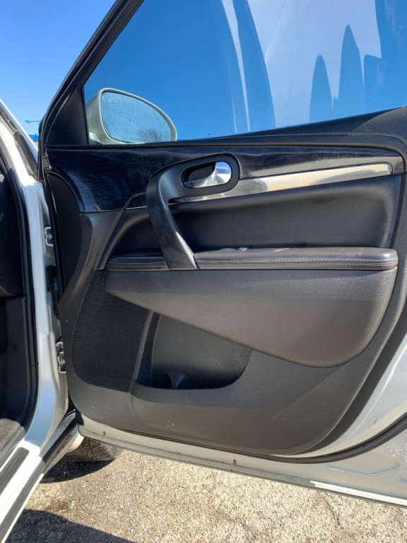 2015 Buick Enclave Image 6