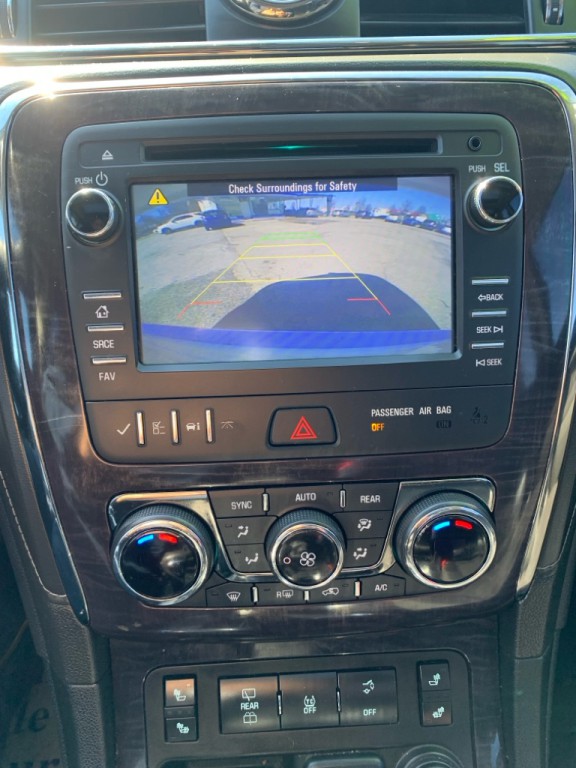 2015 Buick Enclave Image 15