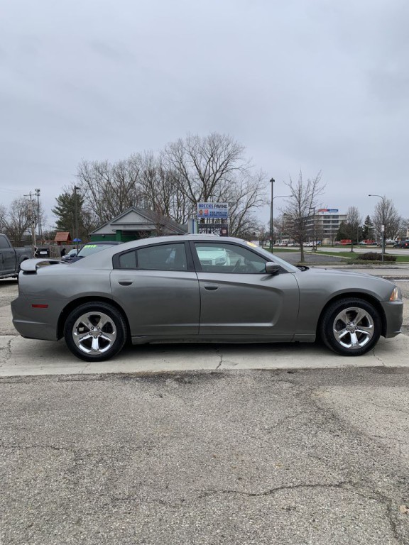2011 Dodge Charger Image 2