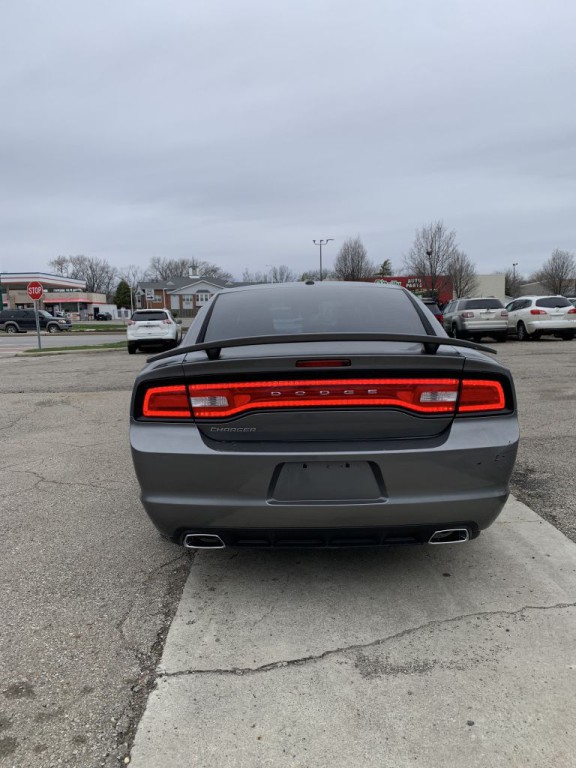 2011 Dodge Charger Image 3
