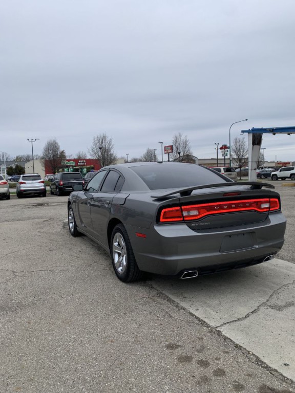2011 Dodge Charger Image 4