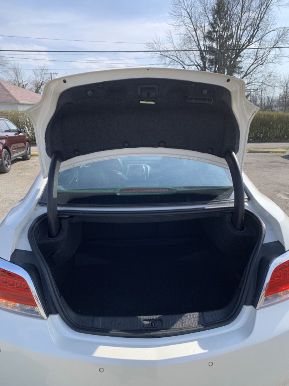 2013 Buick Lacrosse Image 11