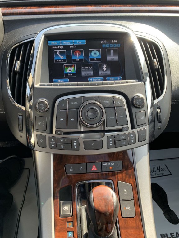 2013 Buick Lacrosse Image 17