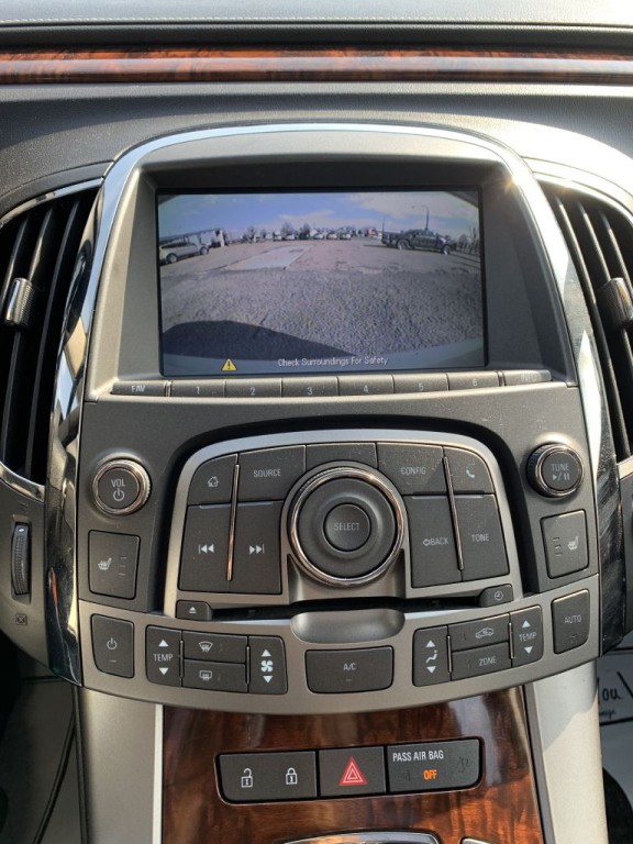 2013 Buick Lacrosse Image 18