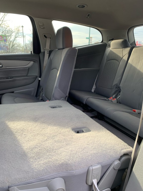 2015 Chevrolet Traverse Image 16