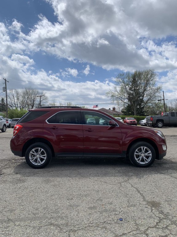 2017 Chevrolet Equinox Image 2