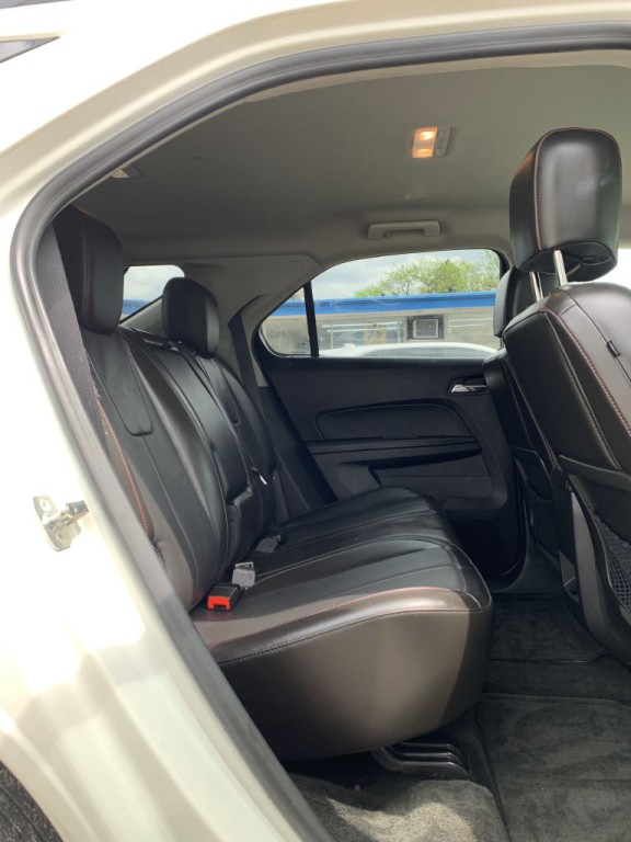 2015 Chevrolet Equinox Image 11