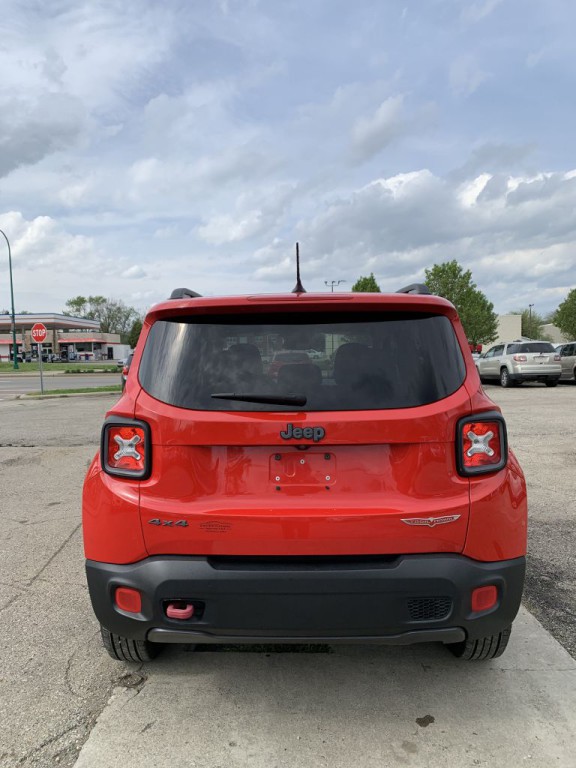 2016 Jeep Renegade Image 5