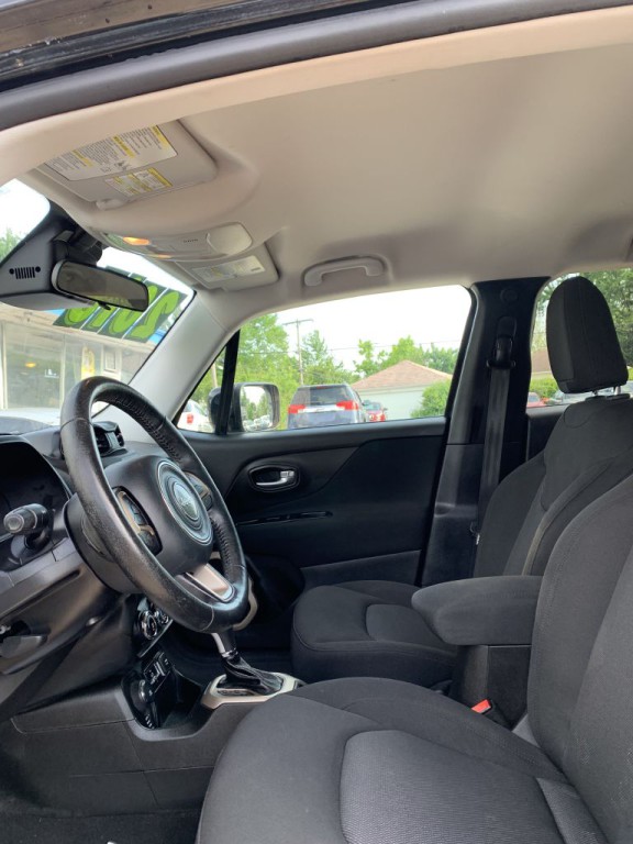 2016 Jeep Renegade Image 9