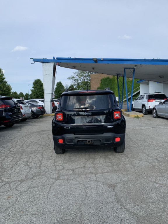 2016 Jeep Renegade Image 5