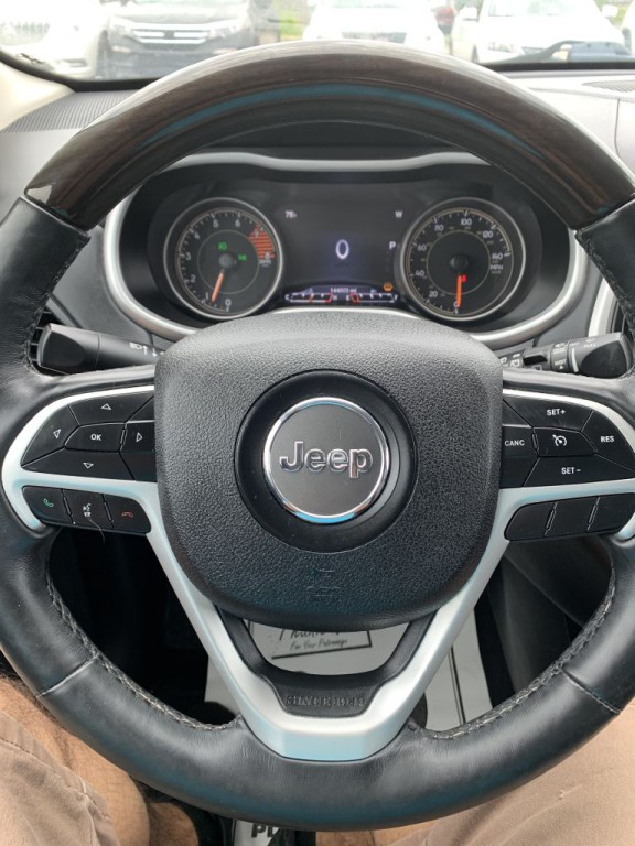 2018 Jeep Cherokee Image 21