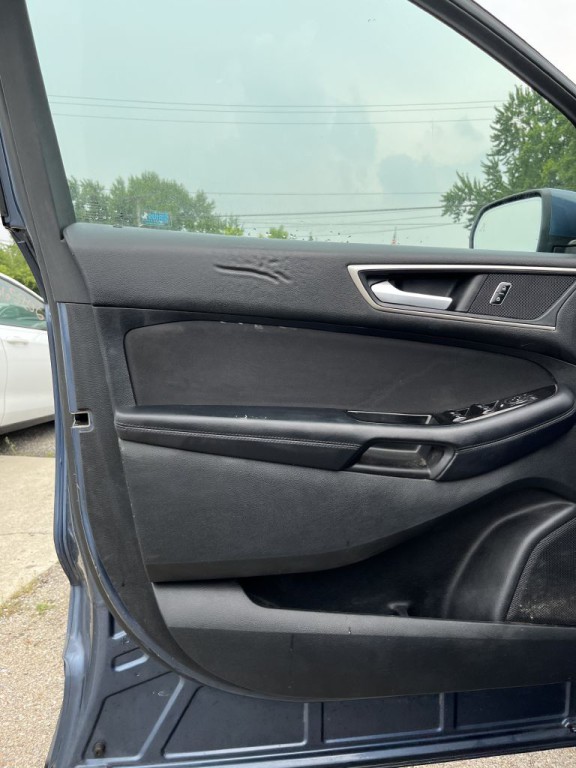 2018 Ford Edge Image 15