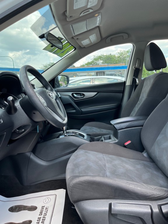 2016 Nissan Rogue Image 15
