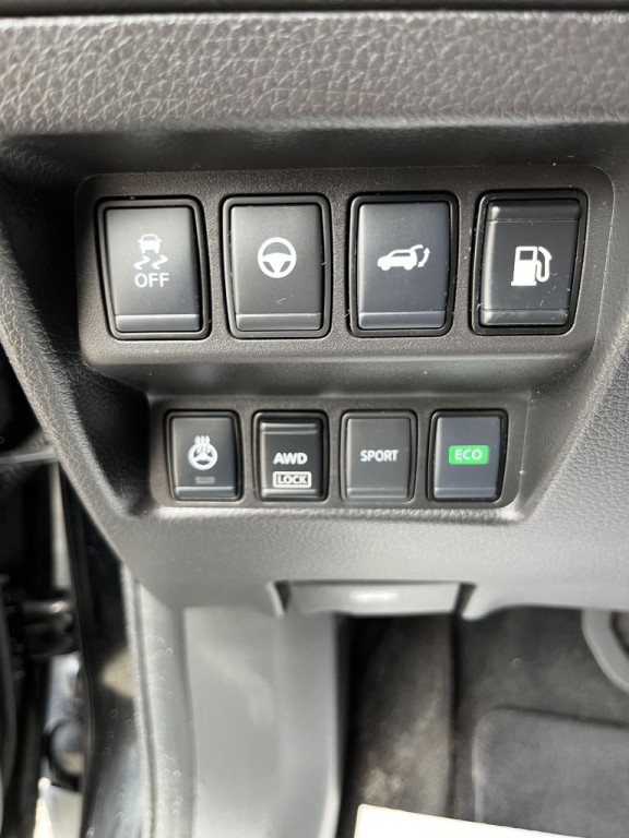 2020 Nissan Rogue Image 19