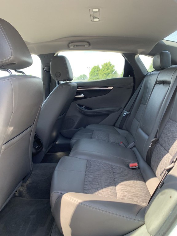 2019 Chevrolet Impala Image 11