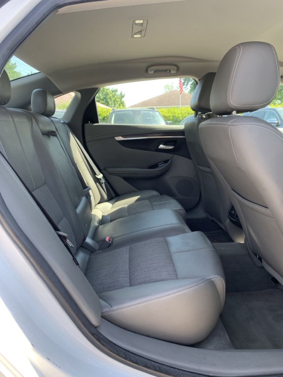 2019 Chevrolet Impala Image 14