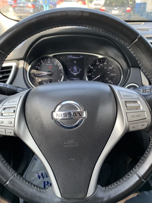 2016 Nissan Rogue Image 20
