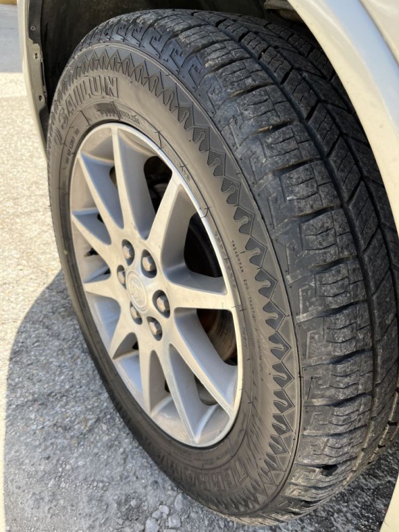 2016 Buick Enclave Image 12