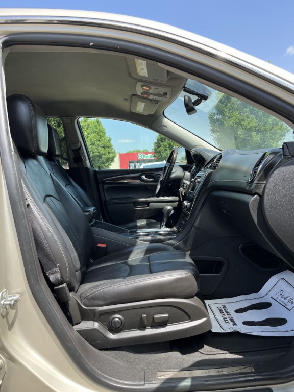 2016 Buick Enclave Image 13