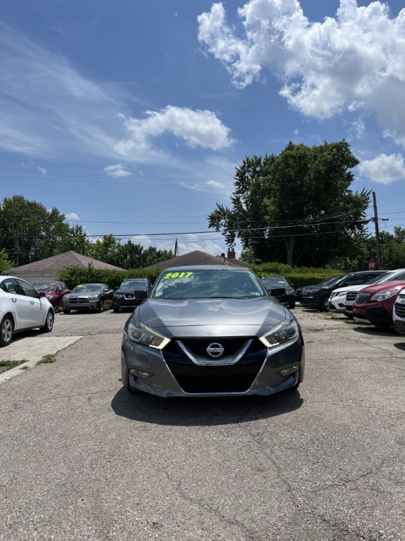 2017 Nissan Maxima Image 2