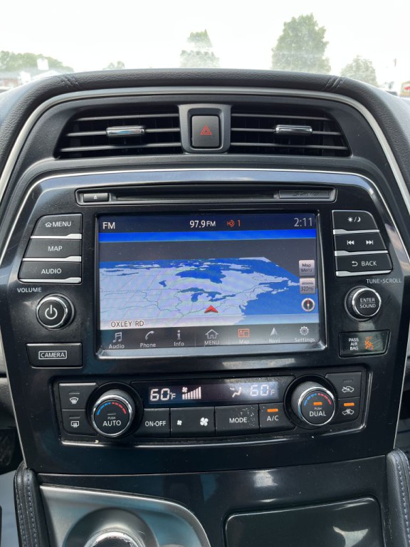 2017 Nissan Maxima Image 15