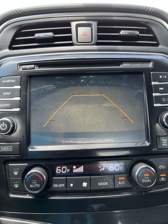 2017 Nissan Maxima Image 17