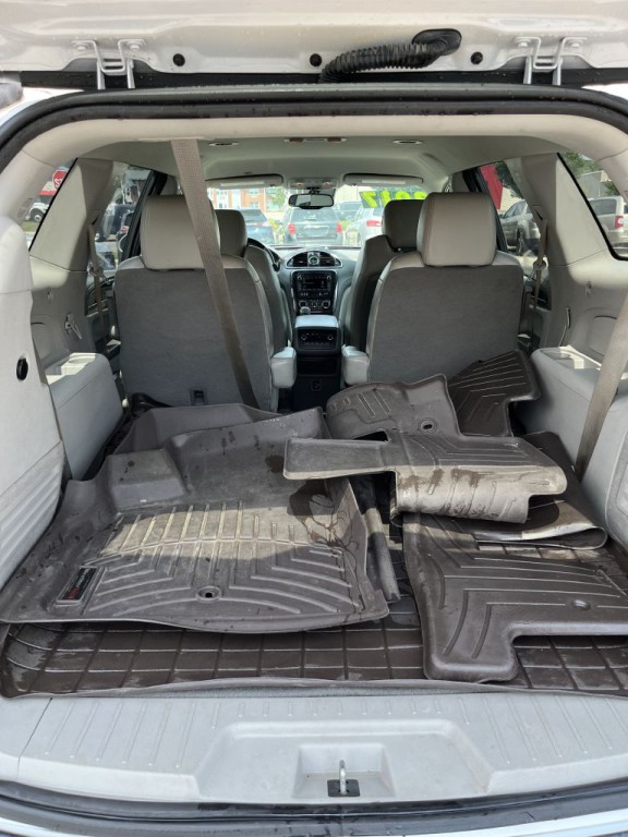 2017 Buick Enclave Image 13